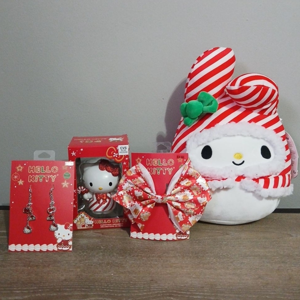 Hello Kitty Variety Bundle - Picture 5 of 7